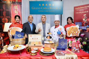 Grand China Bangkok Launches mooncakes 2023-1