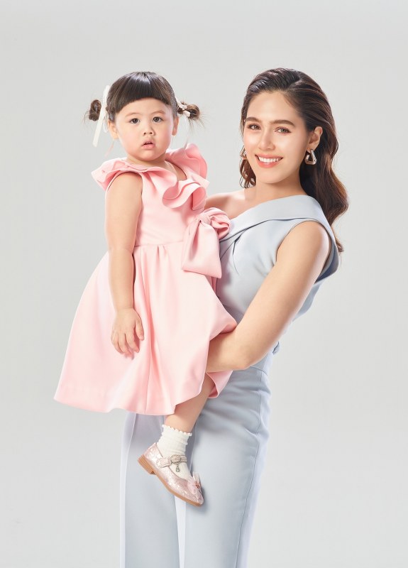 Coway Presenter - ชมพู่ อารยา แอบิเกล_575x800